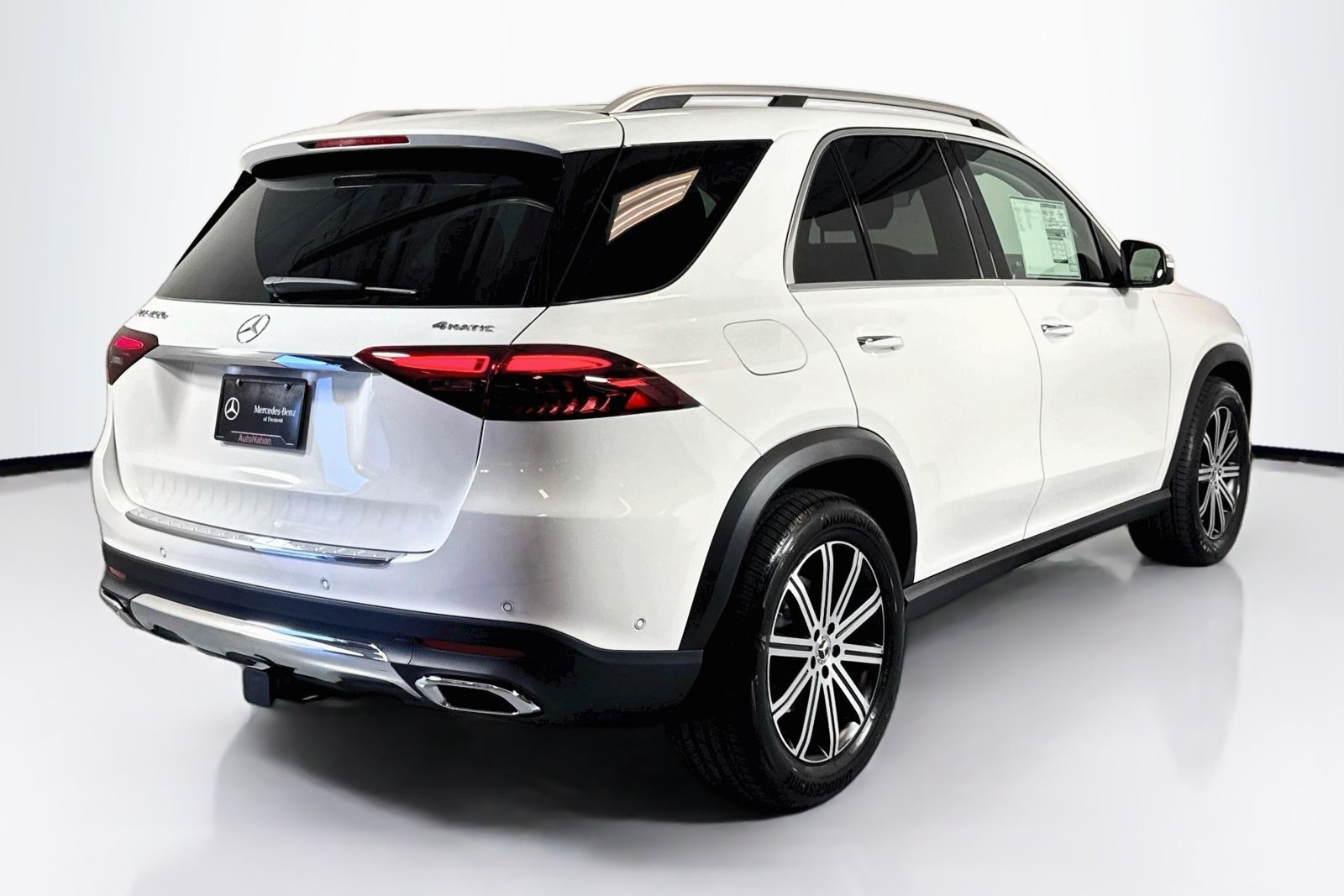 New 2026 Polar White Mercedes-Benz GLE 450e image 5