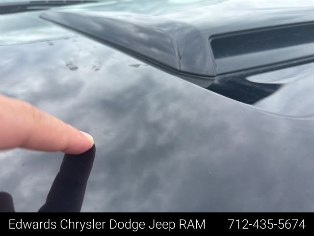 Used 2019 Black Toyota SR5 image 9