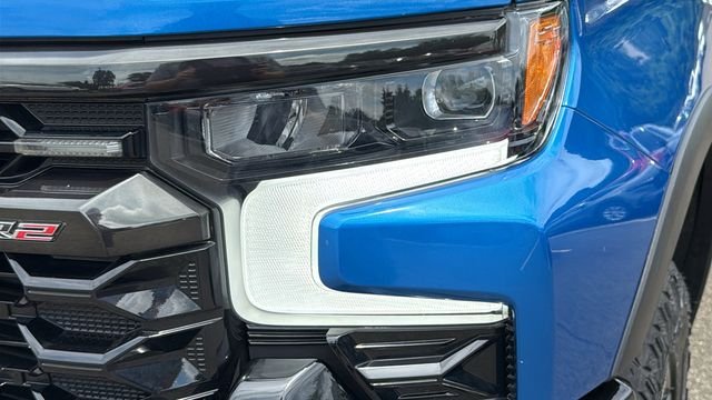 Used 2022 Glacier Blue Metallic Chevrolet ZR2 image 7
