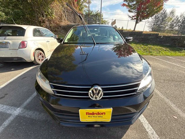 Used 2015 Black Volkswagen 2.0L TDI SEL image 2