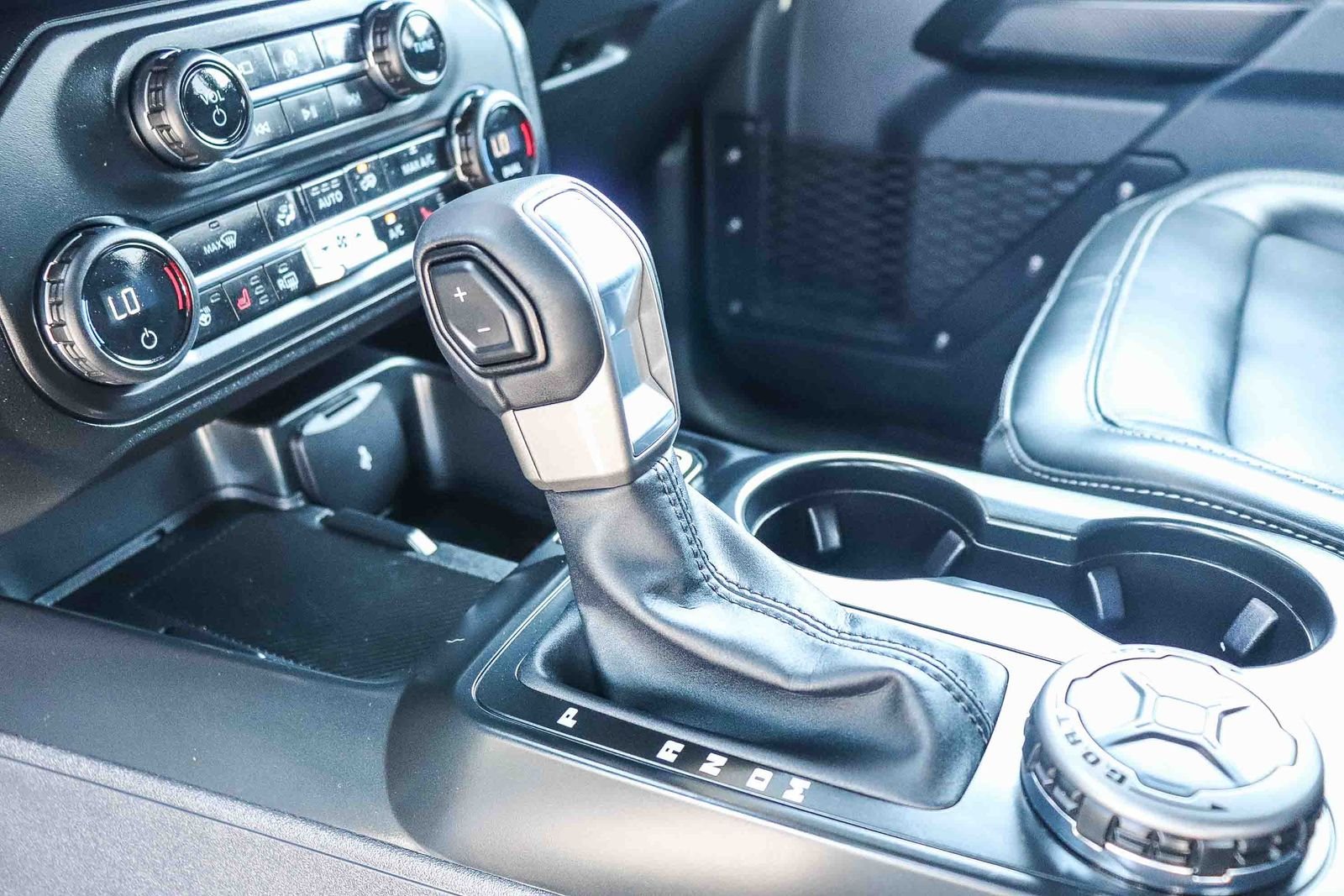 Used 2025 Oxford White Ford Outer Banks image 24
