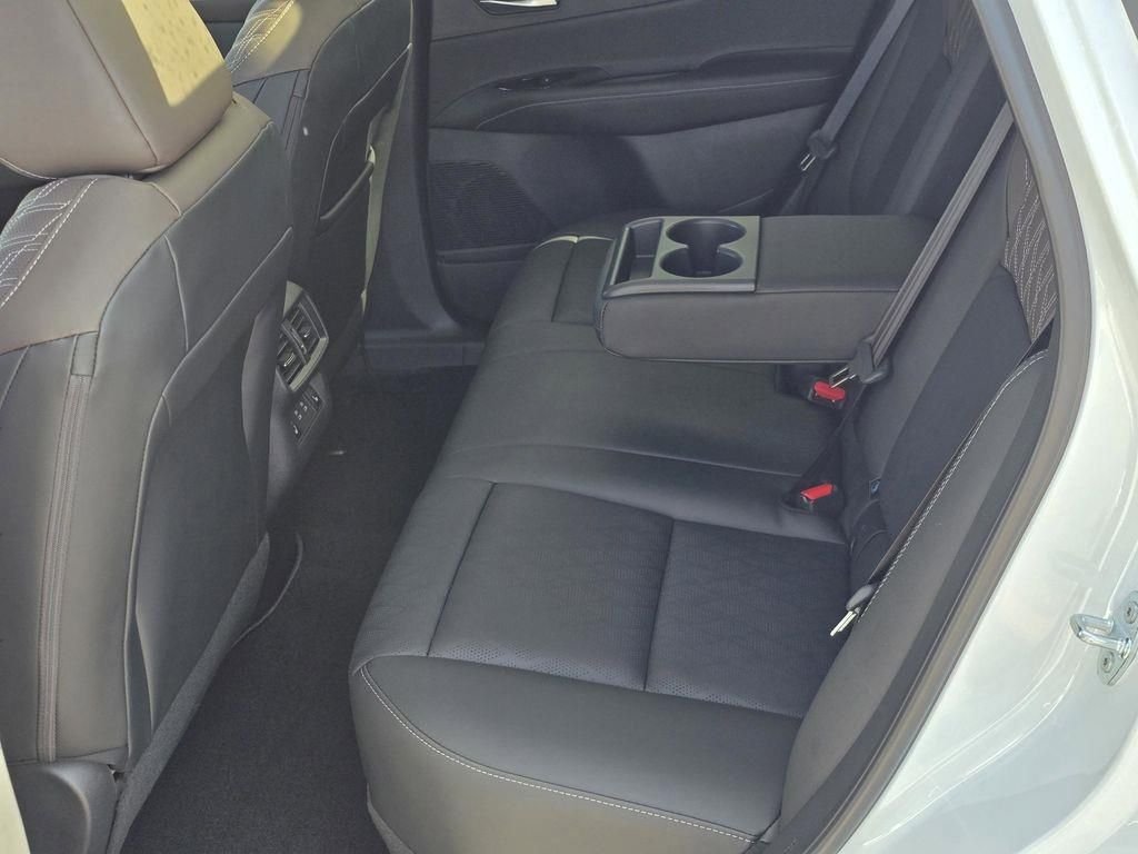 New 2026 Everest White Pearl TriCoat Nissan Platinum image 15