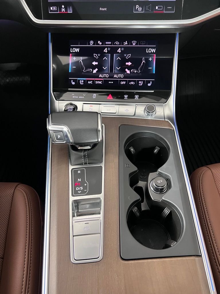 Used 2024  Audi 55 Prestige image 31