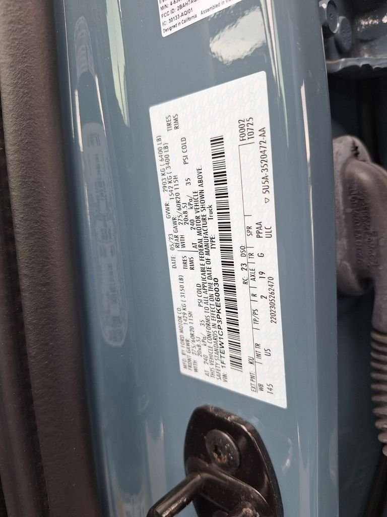 Used 2023 Blue Ford XLT image 32