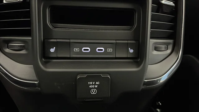 New 2026 Diamond Black Crystal Pearl-Coat Exterior Paint RAM Laramie image 48