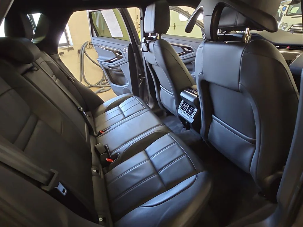Used 2021  Land Rover Dynamic image 11