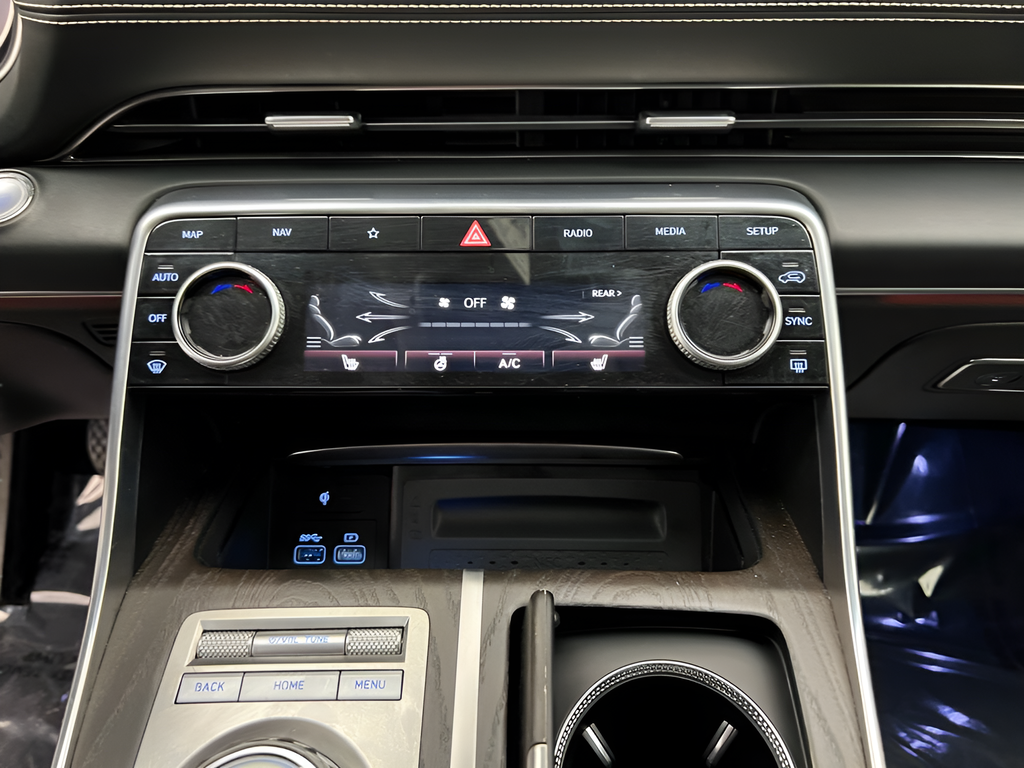 Used 2024 Capri Blue Genesis 2.5T image 33