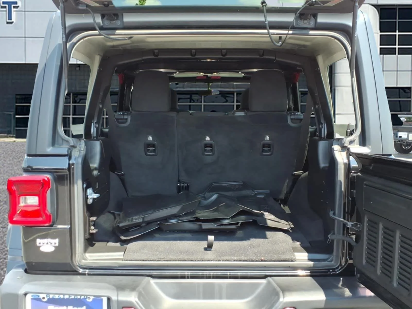 Used 2019 Black Clearcoat Jeep Rubicon image 6