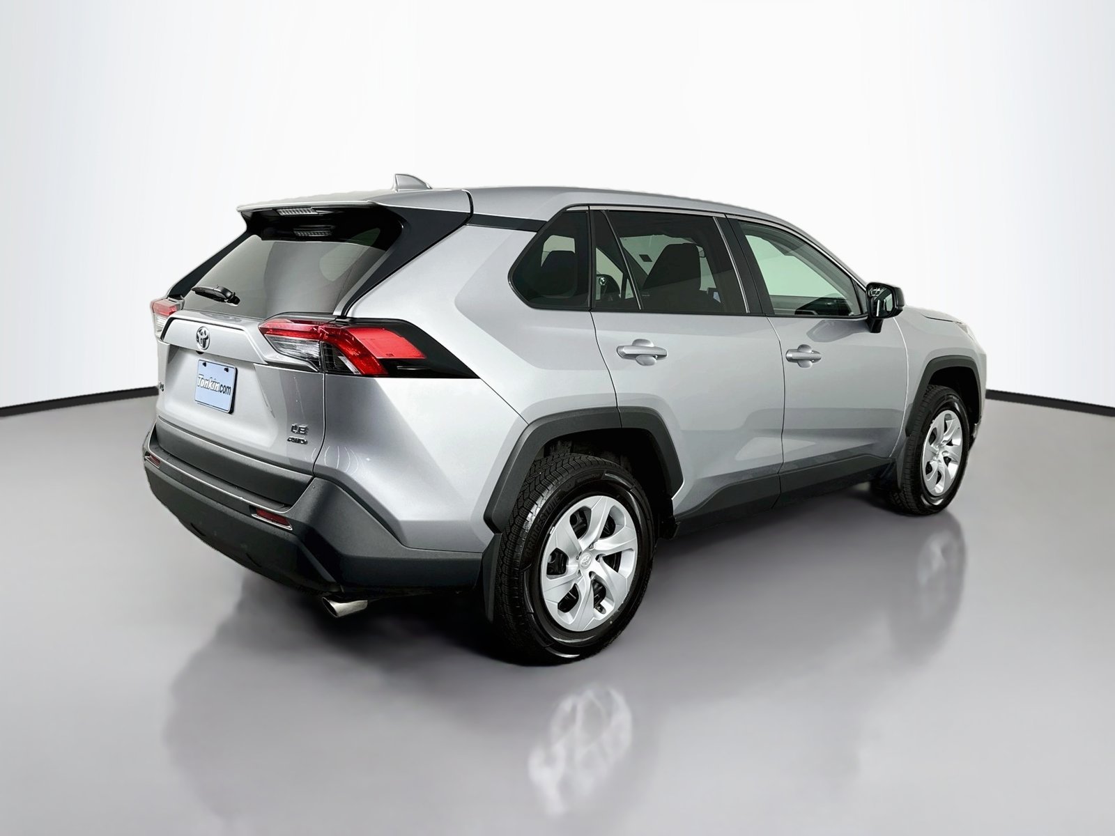 Used 2025 Silver Sky Metallic Toyota LE image 8