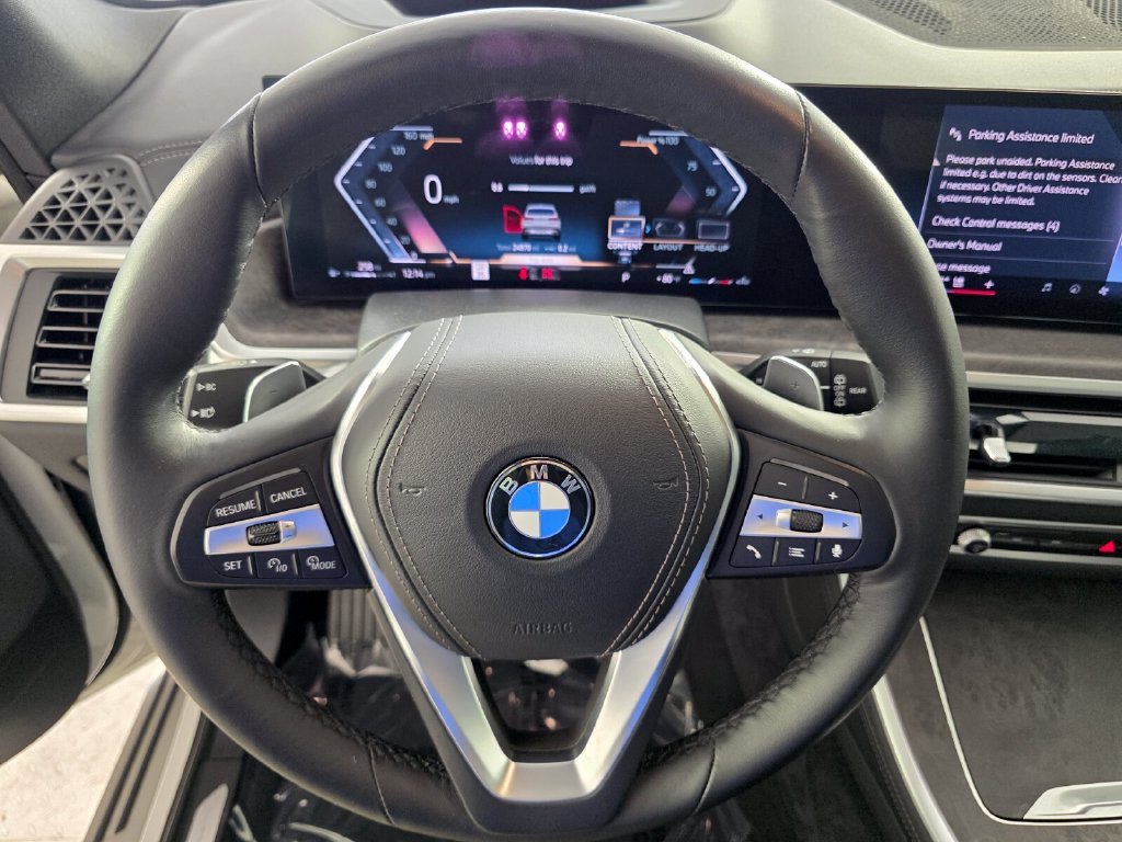 Used 2025 White BMW sDrive40i image 18