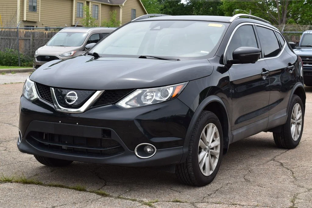 2019 Nissan Rogue Sport SV FWD's photo