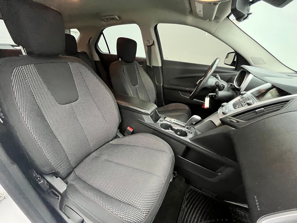 Used 2013 Summit White Chevrolet LT image 32