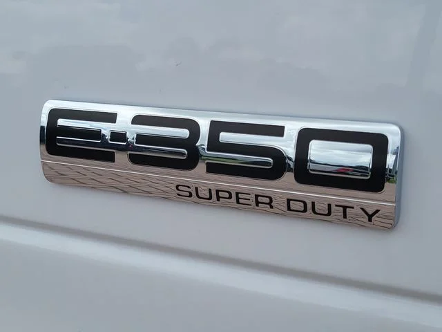 New 2027 Oxford White Ford Base image 9