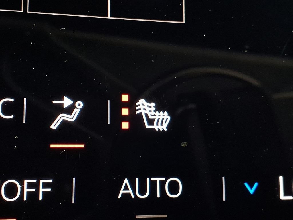 2026 GMC Acadia Elevation - Photo 17