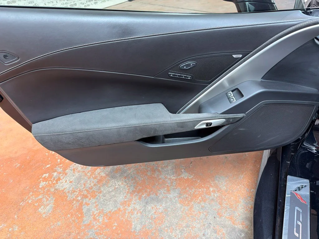 Used 2017 Black Chevrolet Z06 image 21