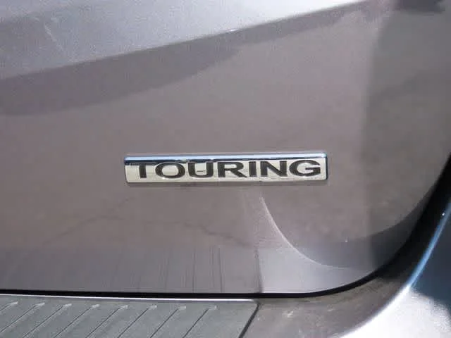 New 2026 Modern Steel Metallic Honda Touring image 8