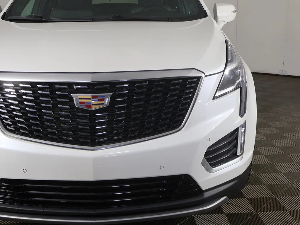 Used 2023 White Cadillac Premium Luxury image 16
