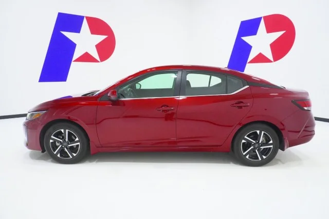 Used 2024  Nissan SV image 9