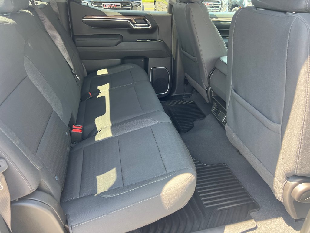 Used 2024 Summit White Chevrolet RST image 16