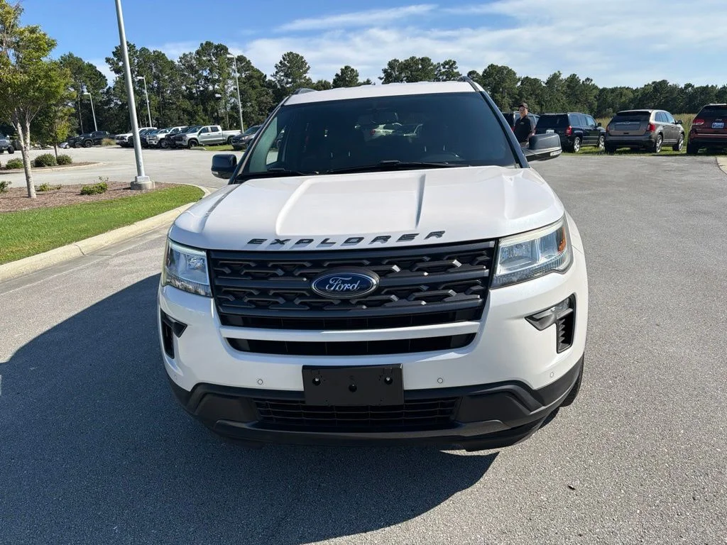 Used 2019 White Ford XLT image 8