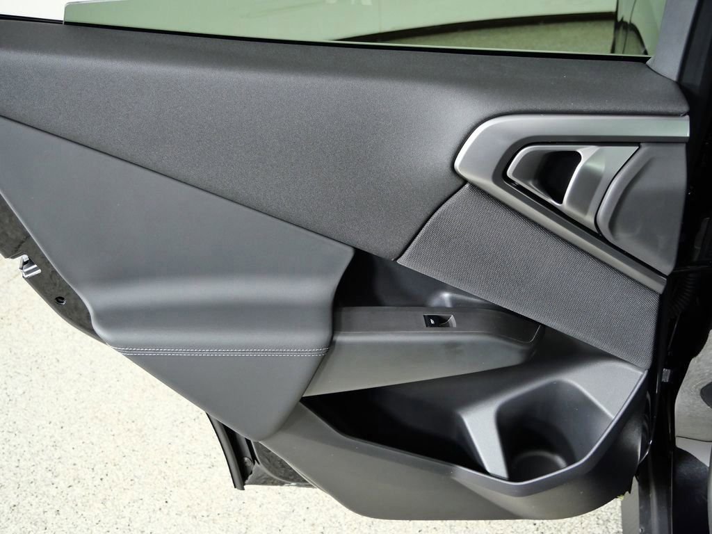 Used 2026 Black Sapphire Metallic BMW 30 xDrive image 30