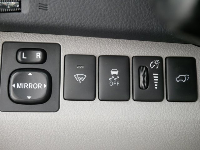 Used 2013 Magnetic Gray Metallic Toyota Limited image 30