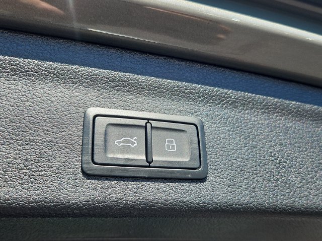 Used 2025 Gray Audi Premium Plus image 17