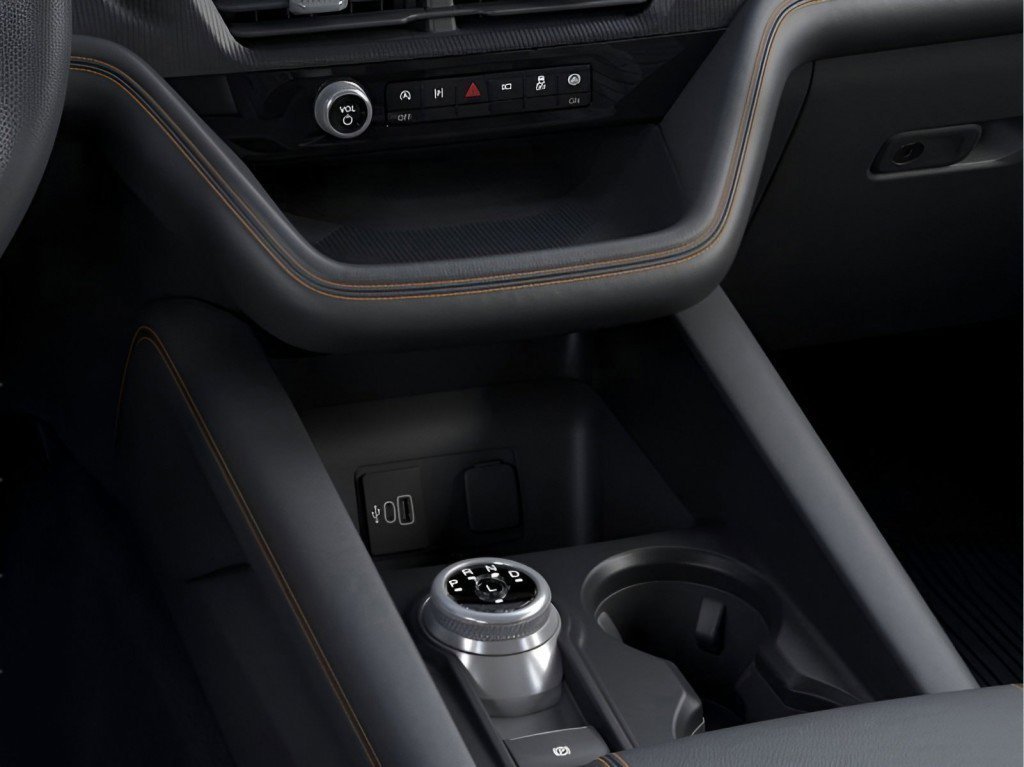 New 2026 Space White Metallic Ford Tremor image 17