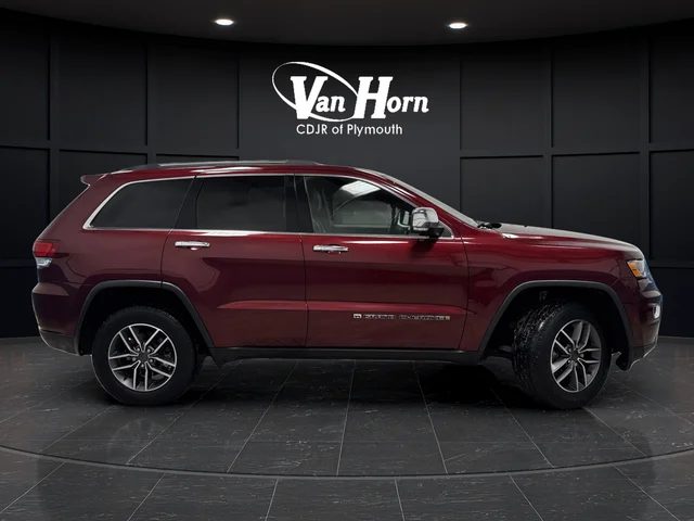 Used 2022 Jeep Grand Cherokee WK Limited with VIN 1C4RJFBG9NC177699 for sale in Plymouth, WI