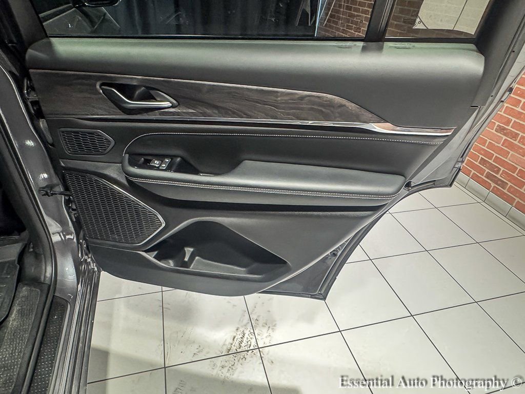 2024 JEEP GRAND CHEROKEE L - Image 29