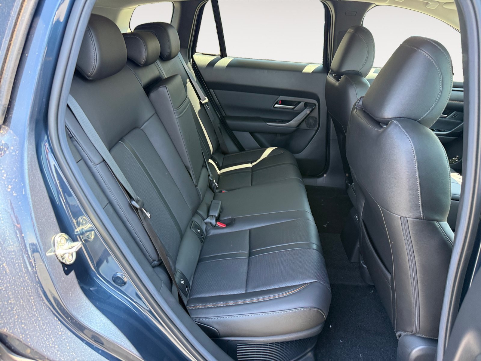 New 2026 Ingot Blue Metallic Mazda Premium image 18