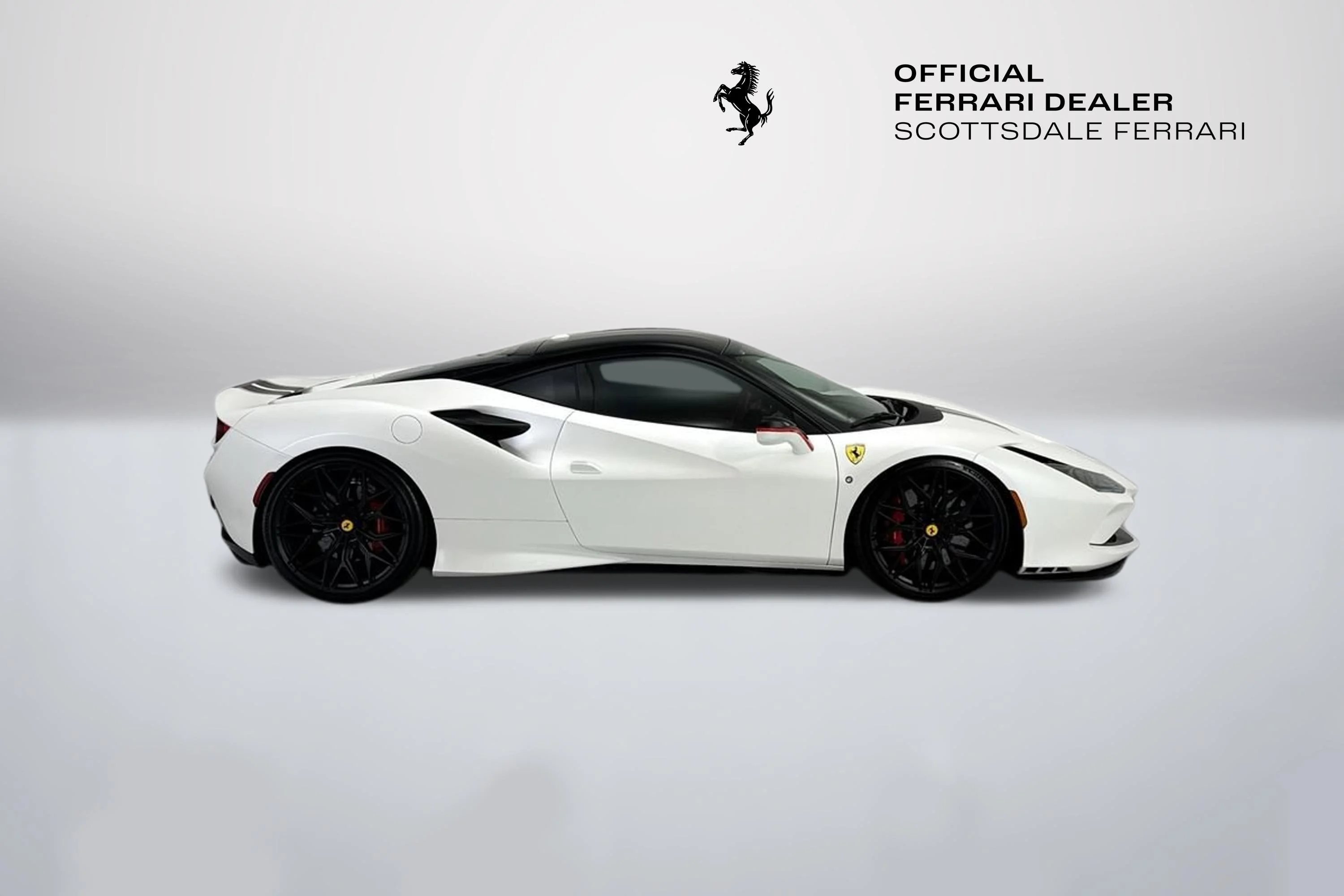 Used 2021 Bianco Avus Ferrari  image 4