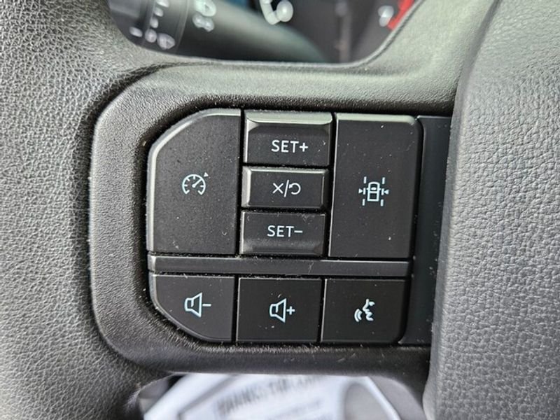 Used 2023 Oxford White Ford XLT image 18