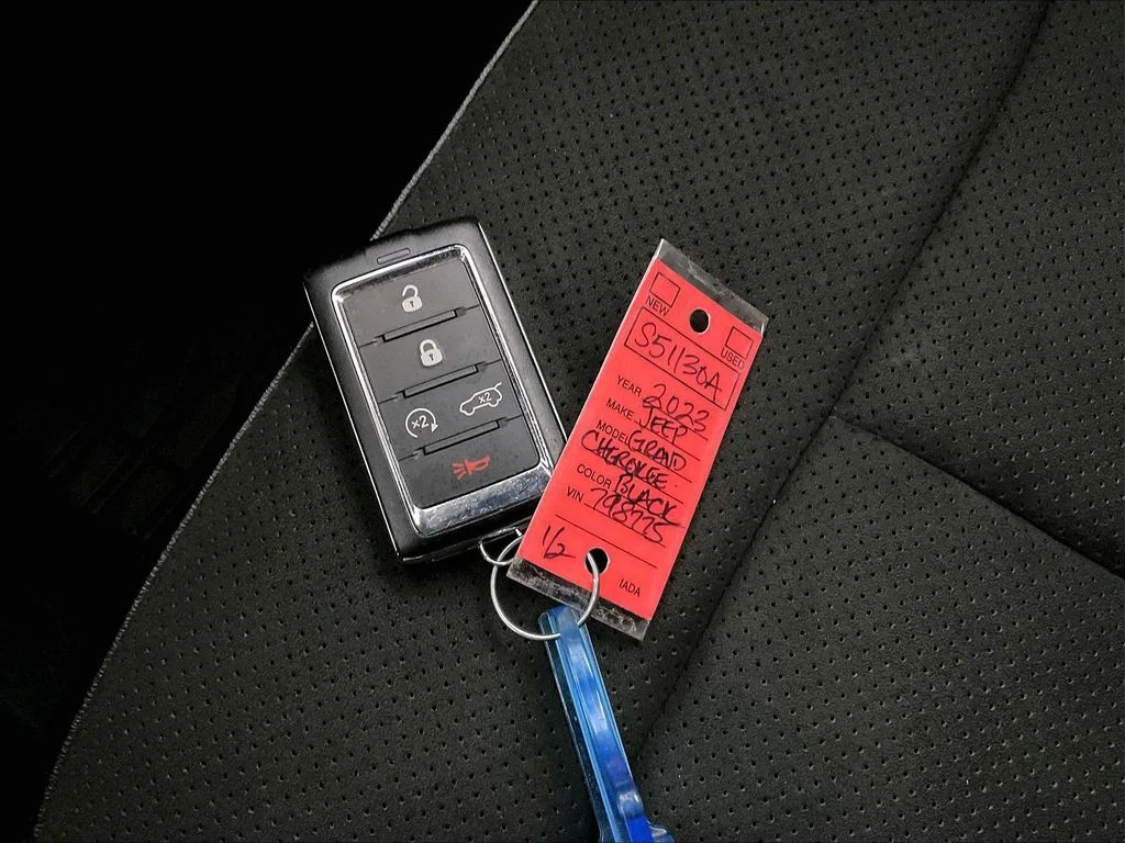 Used 2023 Black Jeep Trailhawk 4xe image 15
