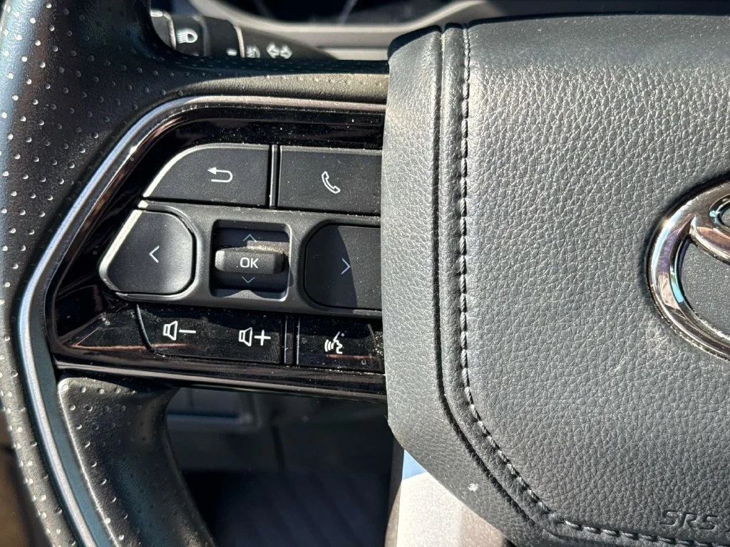 Used 2023 Black Toyota SR5 image 31