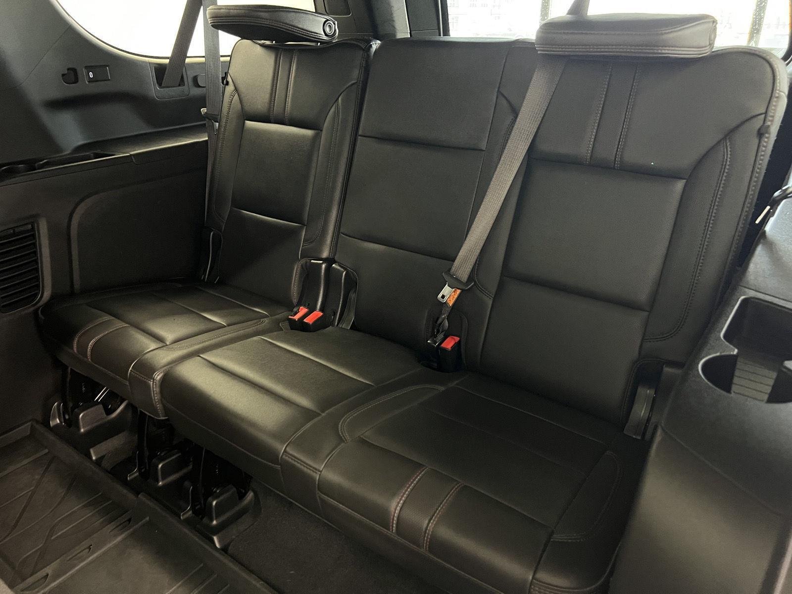 2021 Chevrolet Suburban RST - Photo 28