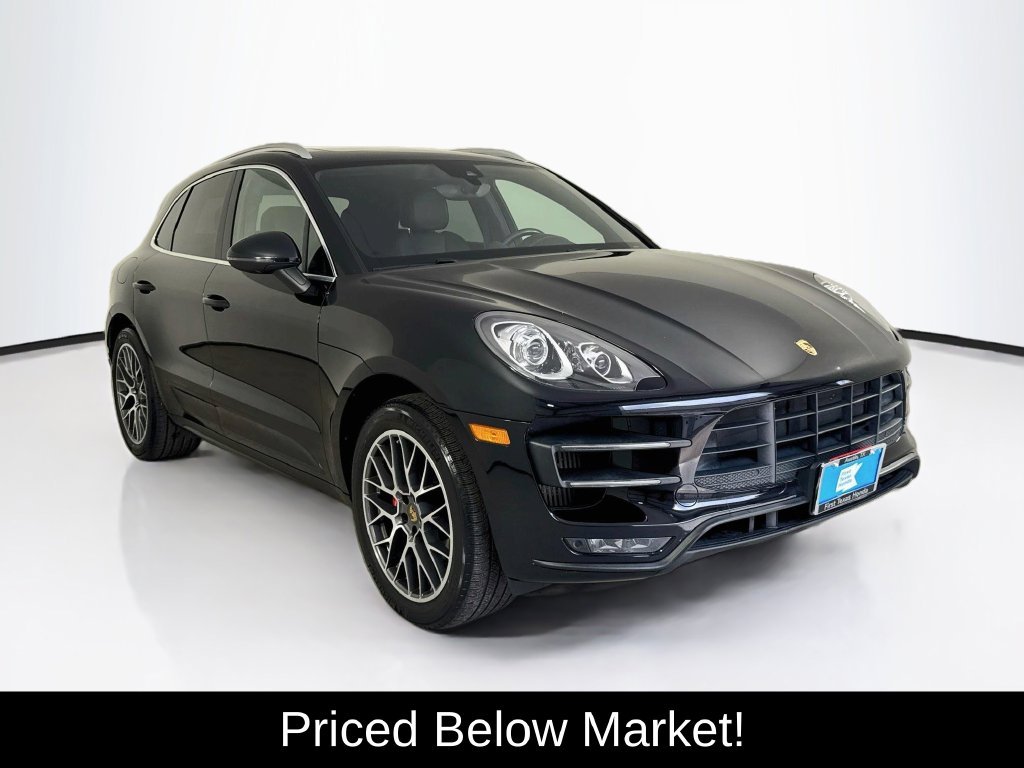 2016 Porsche Macan Turbo