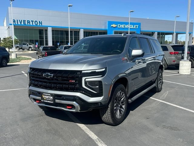 2025 Chevrolet Suburban Z71 - Photo 12