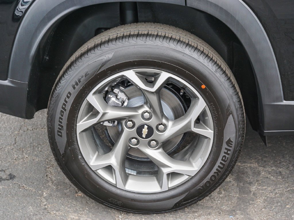 2026 Chevrolet Trax LT - Photo 8