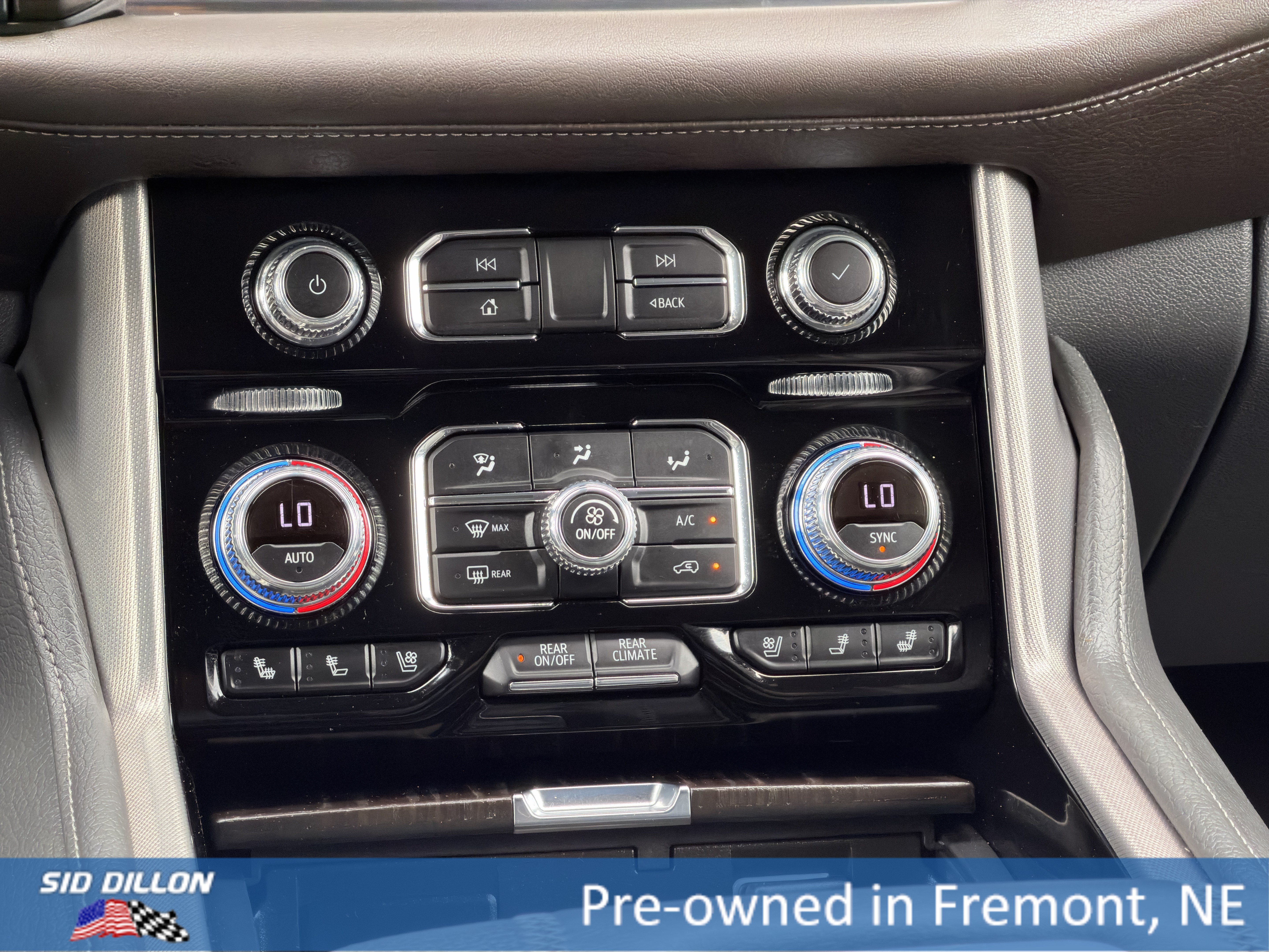 Used 2022 Onyx Black GMC Denali image 13