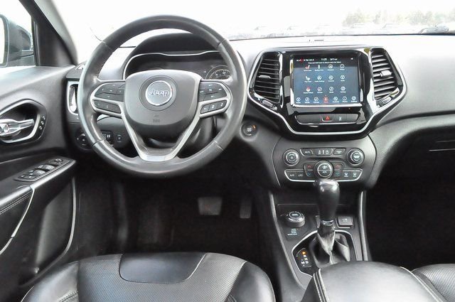 Used 2022 Gray Jeep Limited image 19