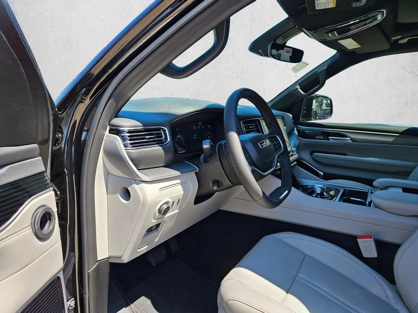 New 2026 High Gloss Black Jeep Limited Altitude image 3