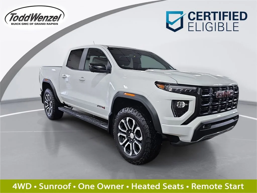 2023 GMC Canyon 4WD AT4 Crew Cab Short Box's photo