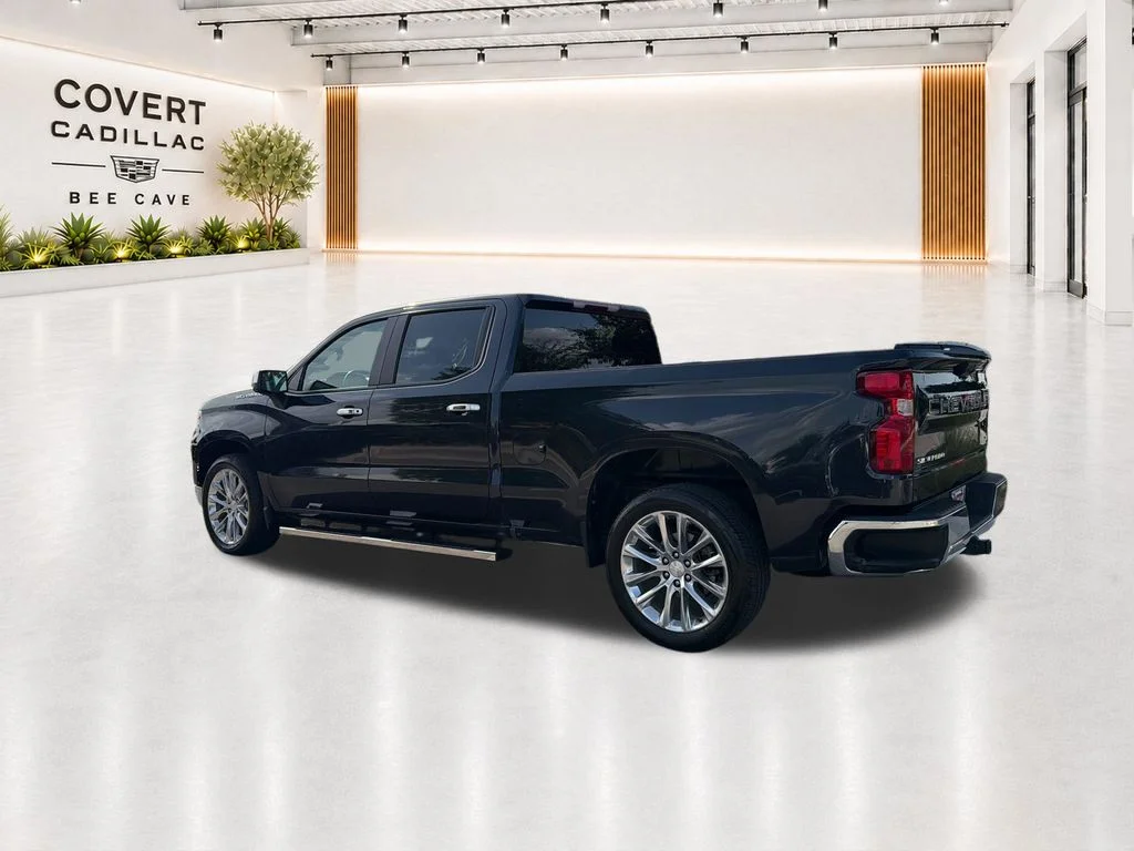Used 2022 Gray Chevrolet LT image 10