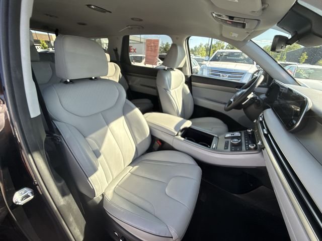 Used 2023 Black Hyundai SEL image 24