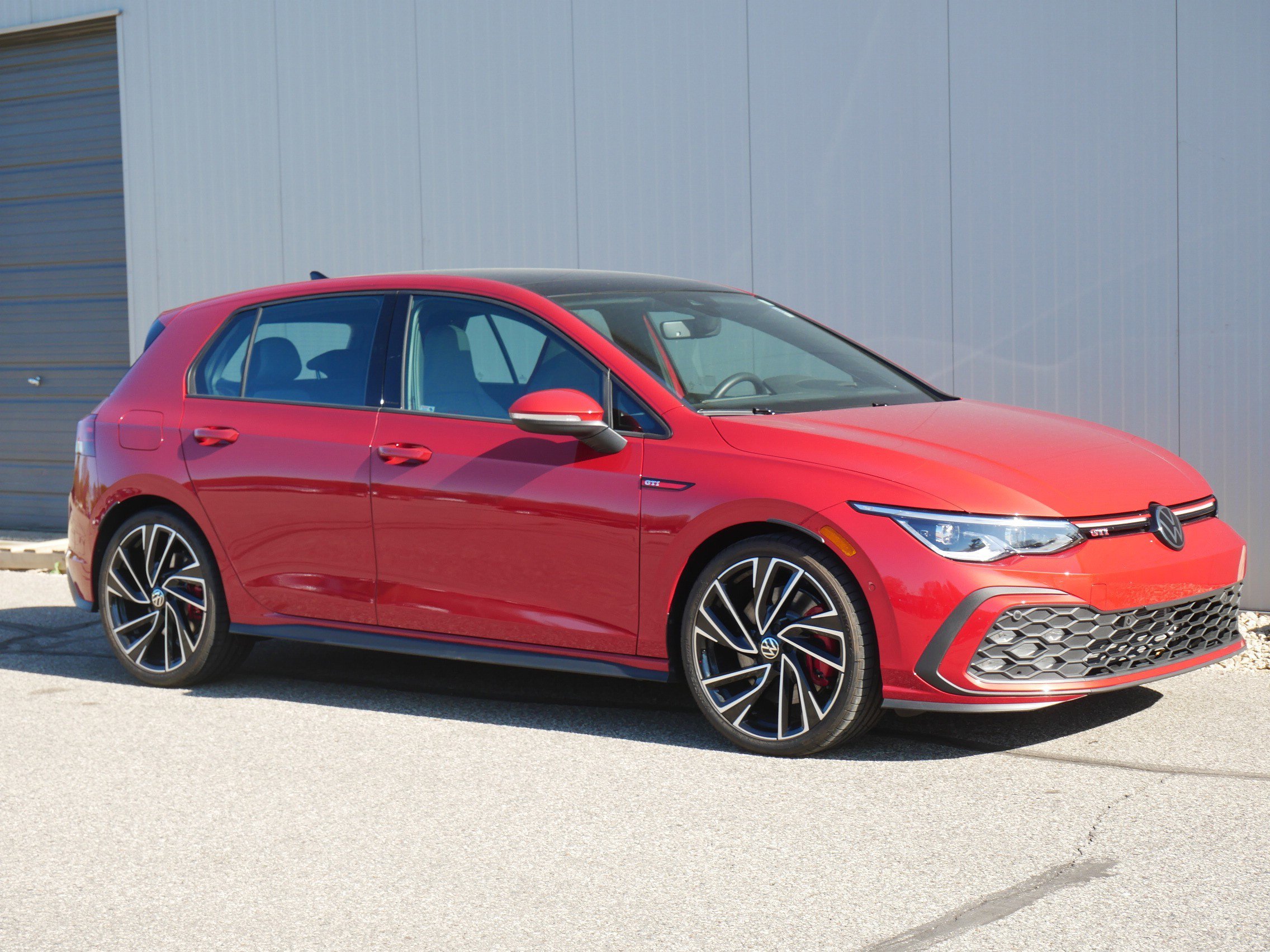 Used 2024 Red Volkswagen Autobahn image 7