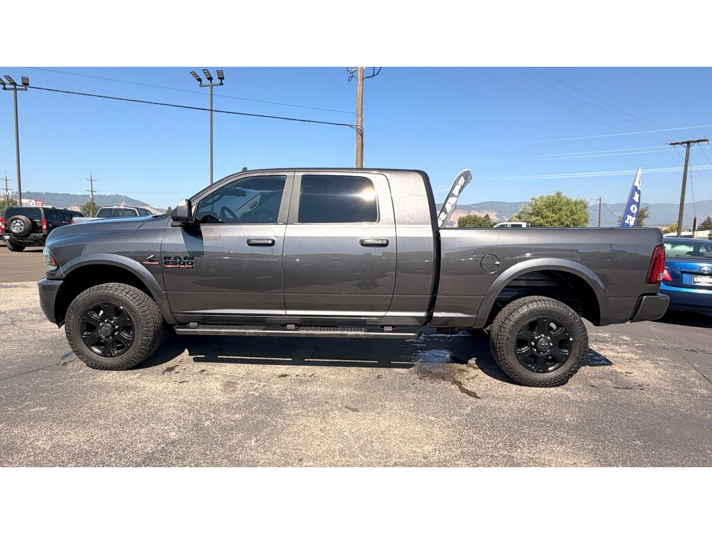 Used 2018 Black Ram Laramie image 7
