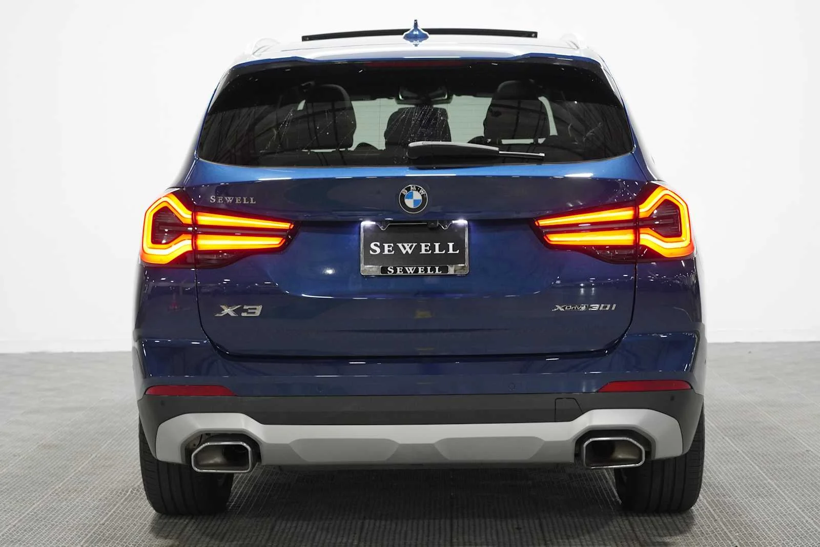Certified Used 2023 Phytonic Blue Metallic BMW xDrive30i image 5
