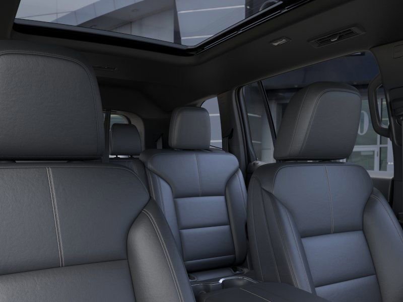 2025 GMC ACADIA - Image 33