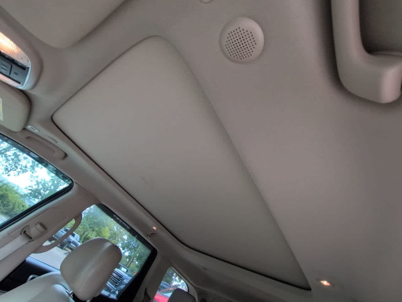 Used 2021 Bright White Clearcoat Jeep Limited image 19
